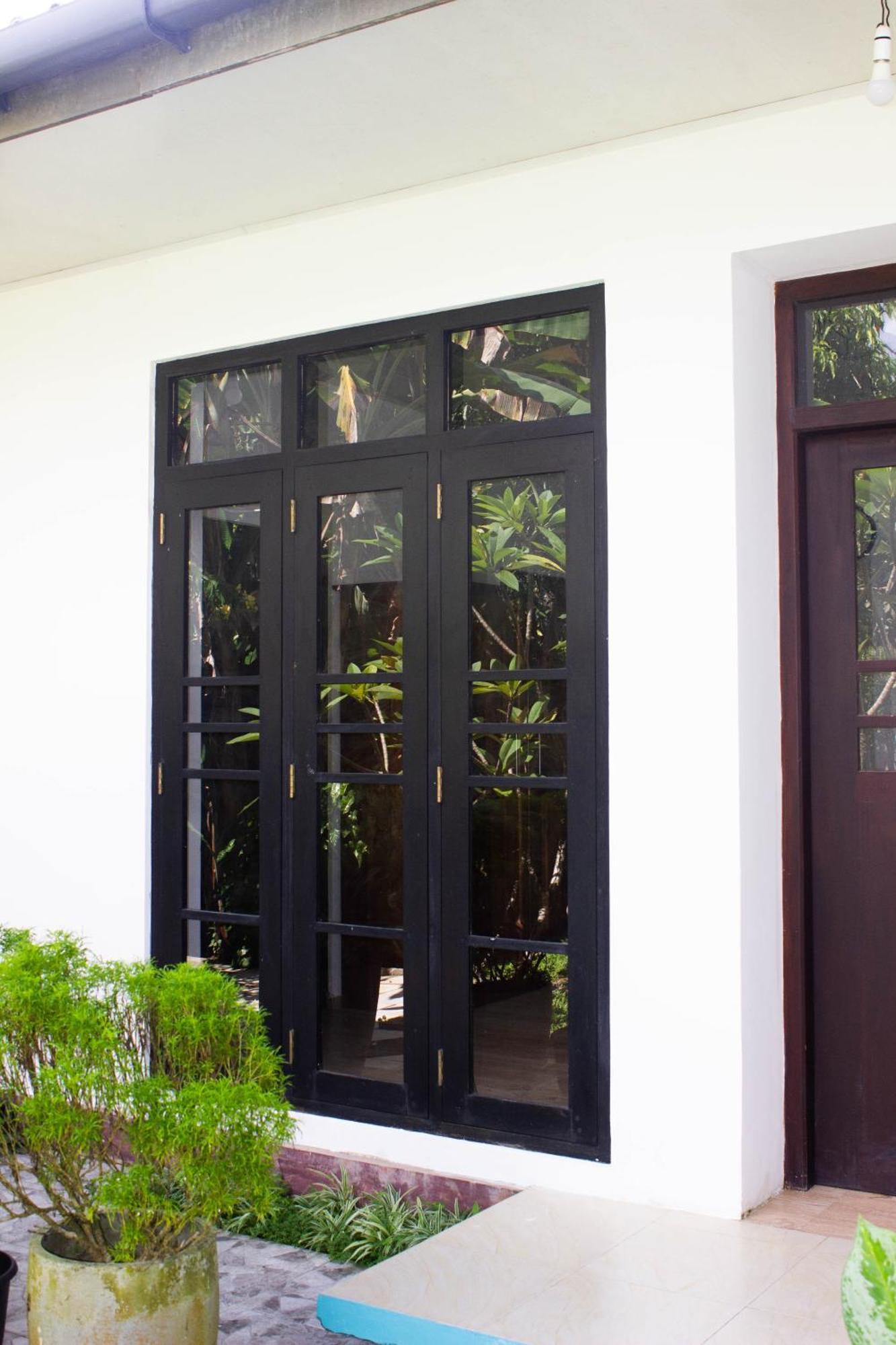 Uralsurf House Hotel Weligama Buitenkant foto