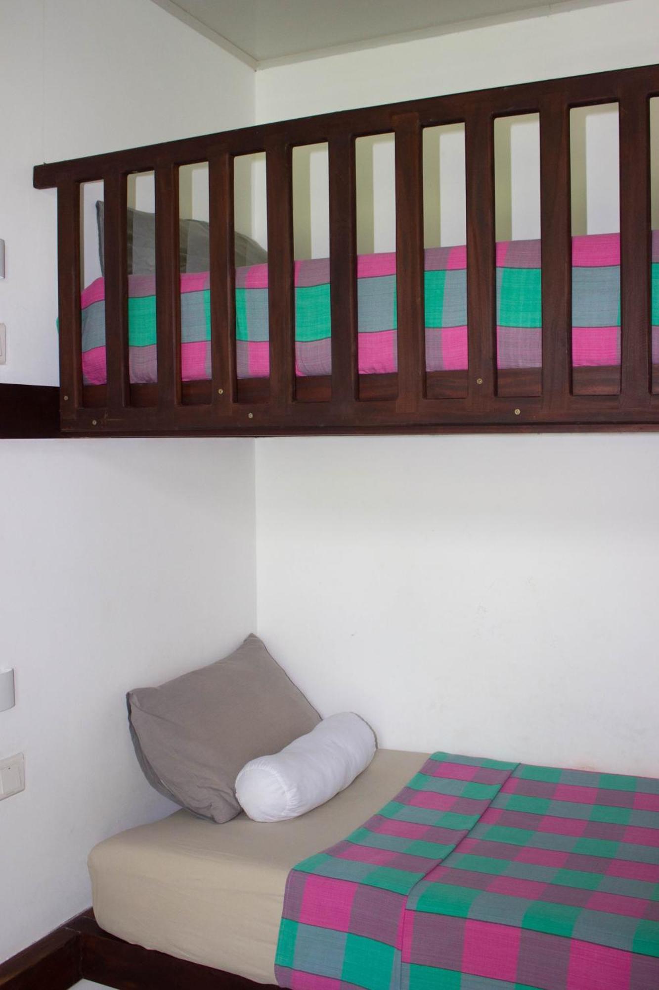 Uralsurf House Hotel Weligama Buitenkant foto