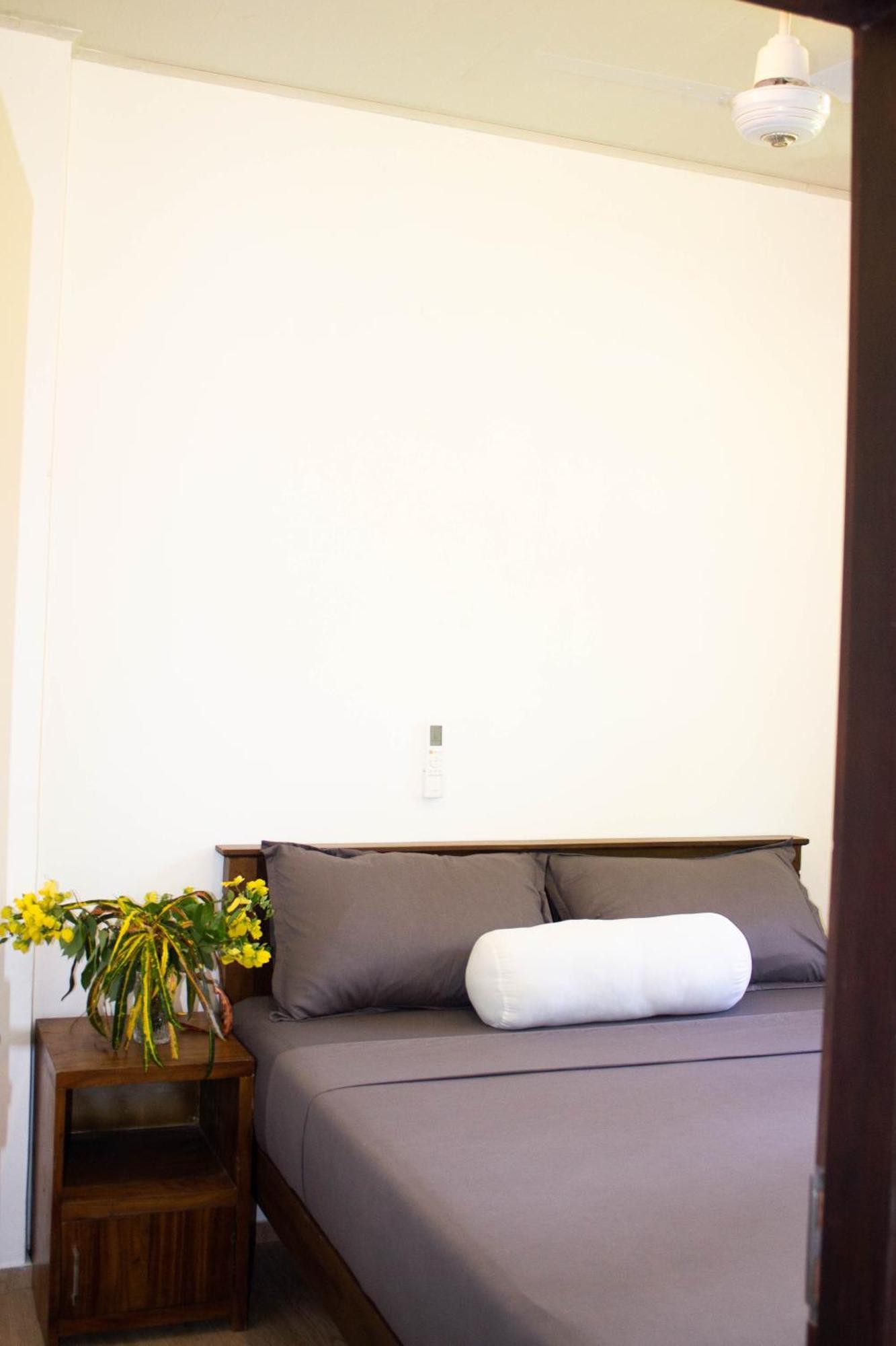 Uralsurf House Hotel Weligama Buitenkant foto